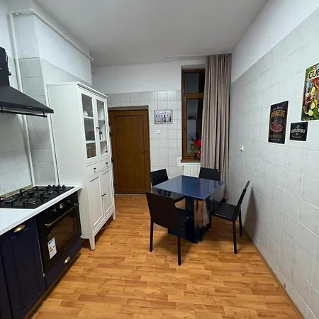 Boutique Old 3 Apartment