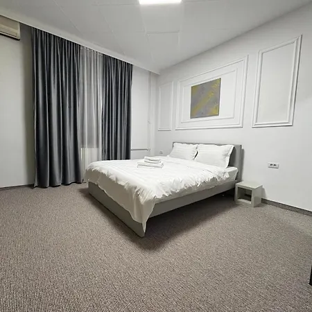Boutique Old 3 Apartment