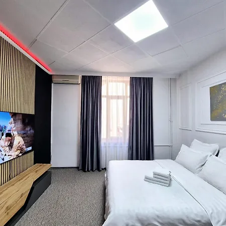 Boutique Old 3 布加勒斯特