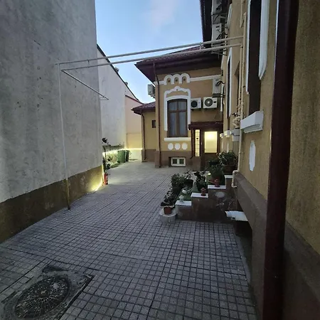 公寓 Boutique Old 3 布加勒斯特