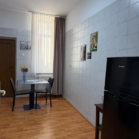 Apartment Boutique Old 3 *