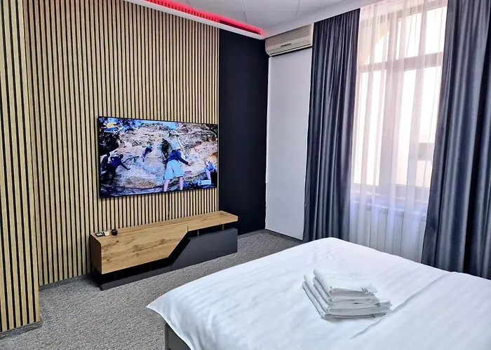 Boutique Old 3 *